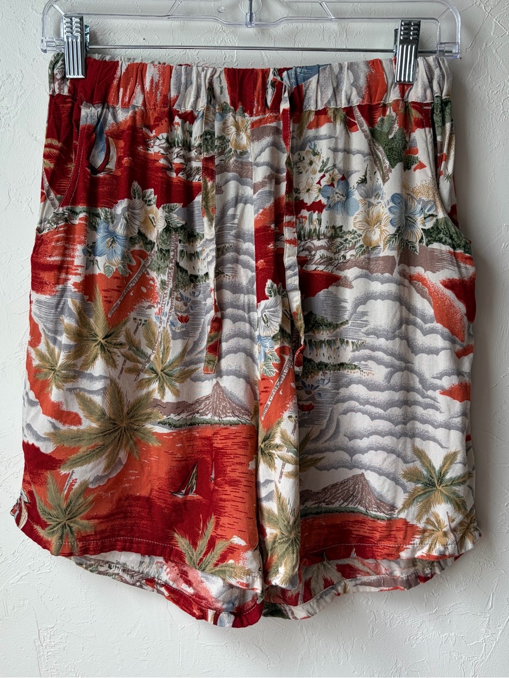 Bill Blass HawaiianTropical Print Pull-On Rayon Shorts